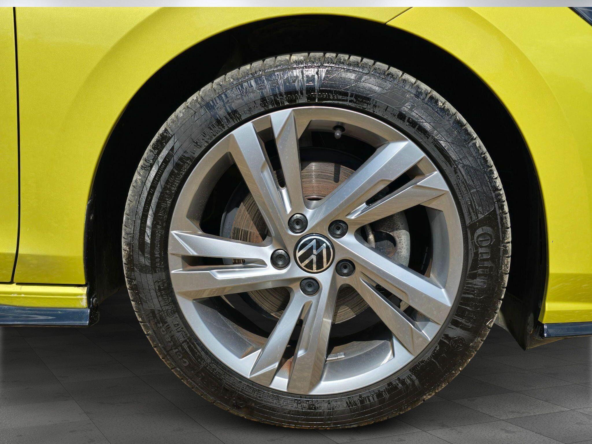 Volkswagen Golf 1.5 TSI R-Line Euro 6 (s/s) 5dr 5dr Manual 2021