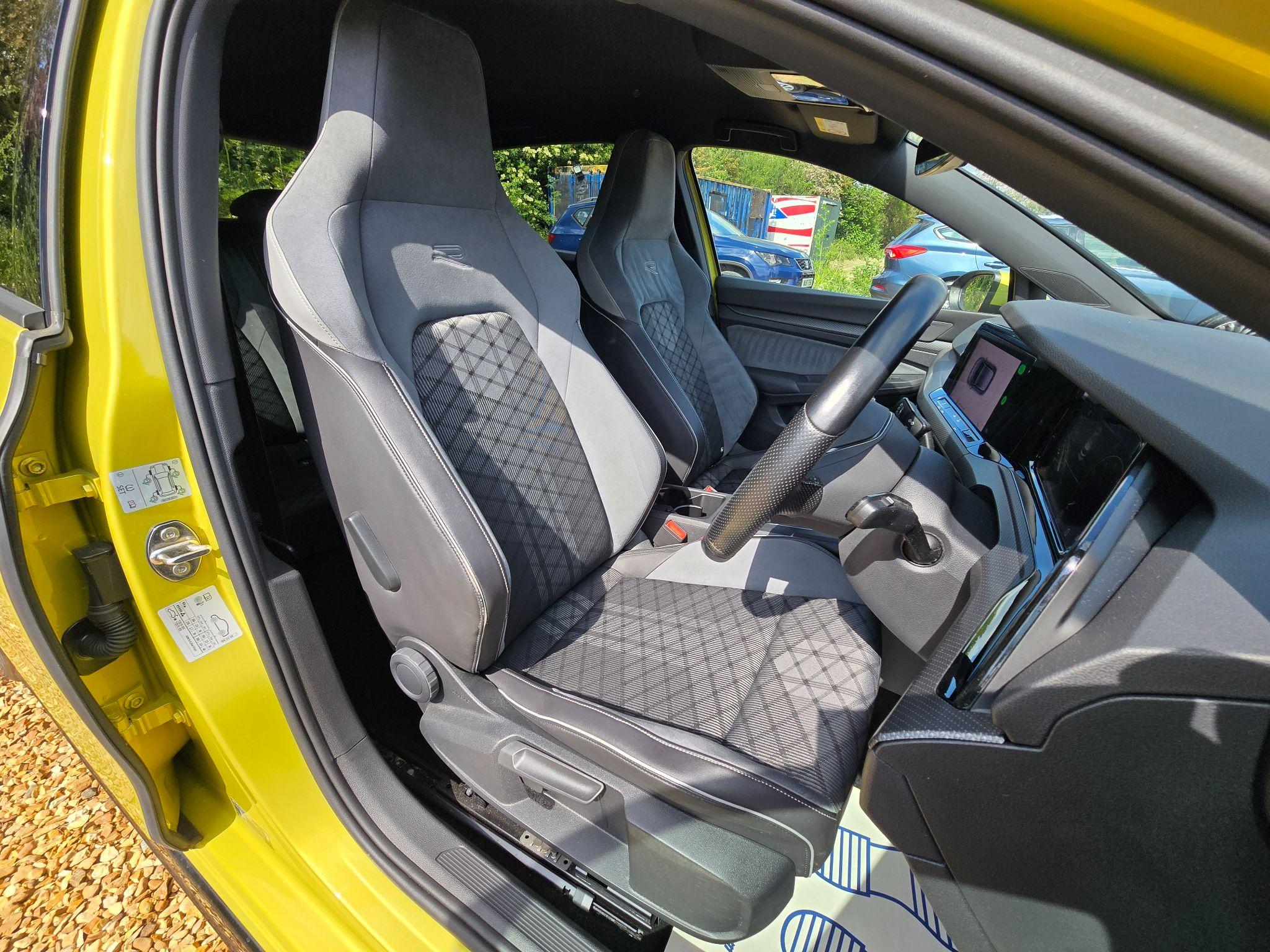 Volkswagen Golf 1.5 TSI R-Line Euro 6 (s/s) 5dr 5dr Manual 2021