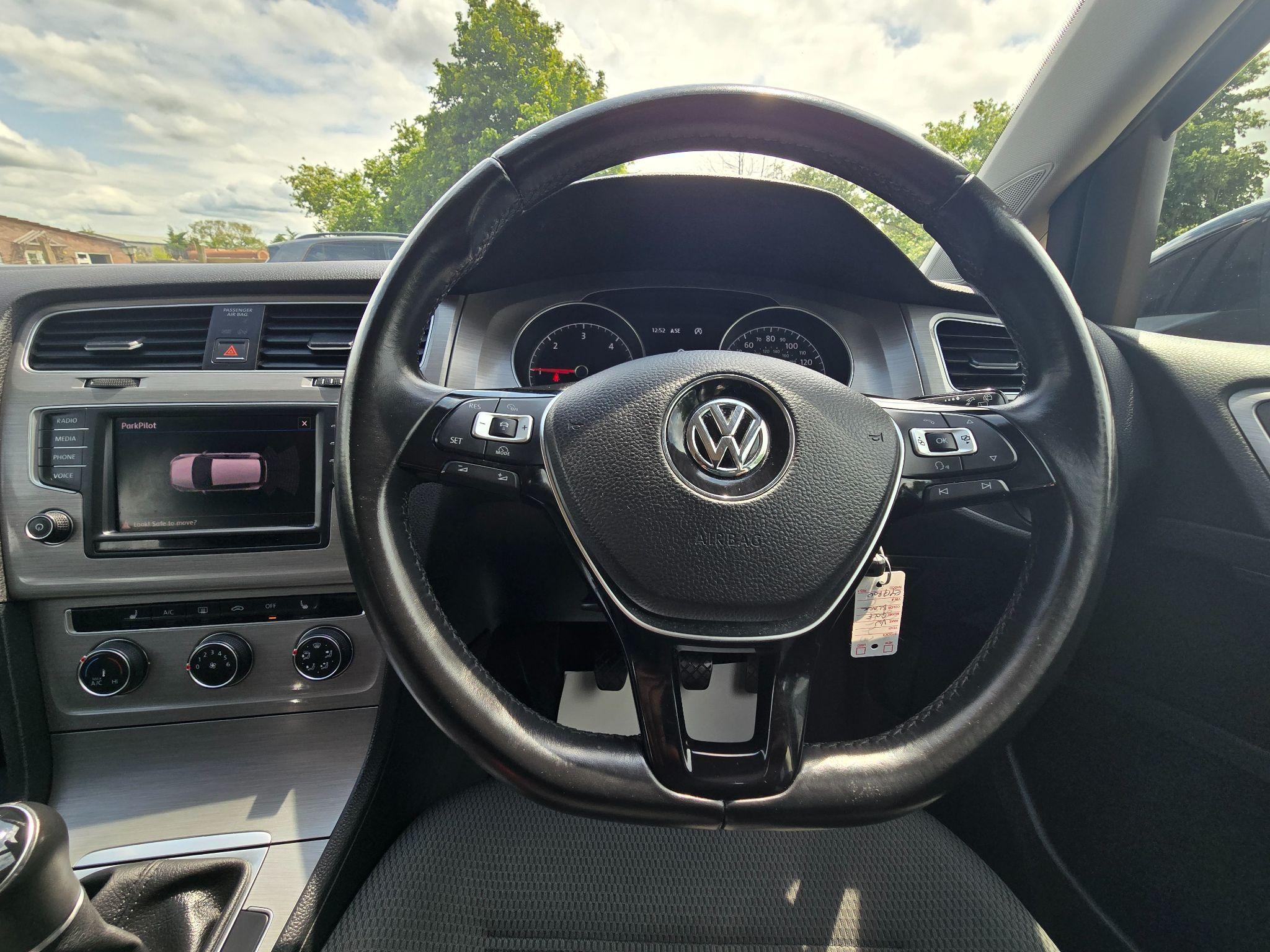 Volkswagen Golf 1.6 TDI BlueMotion Tech Match Edition Euro 6 (s/s) 5dr 5dr Manual 2017
