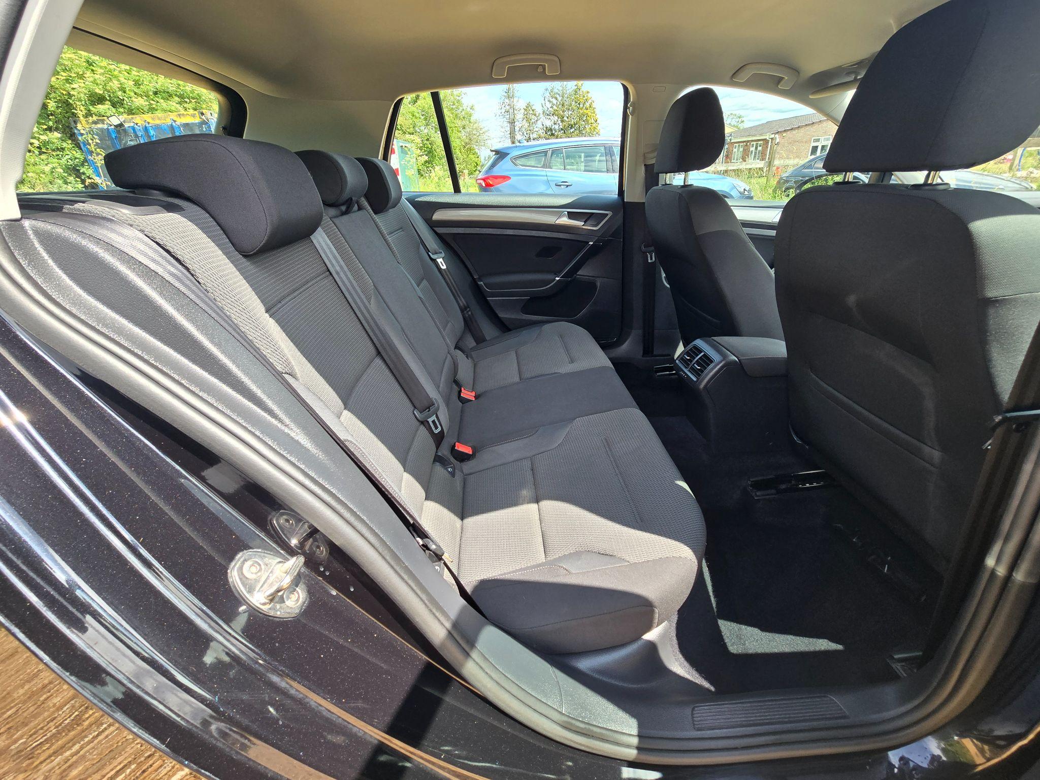 Volkswagen Golf 1.6 TDI BlueMotion Tech Match Edition Euro 6 (s/s) 5dr 5dr Manual 2017