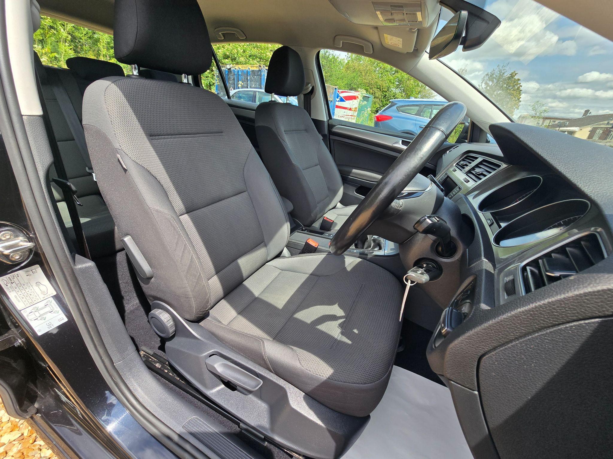 Volkswagen Golf 1.6 TDI BlueMotion Tech Match Edition Euro 6 (s/s) 5dr 5dr Manual 2017