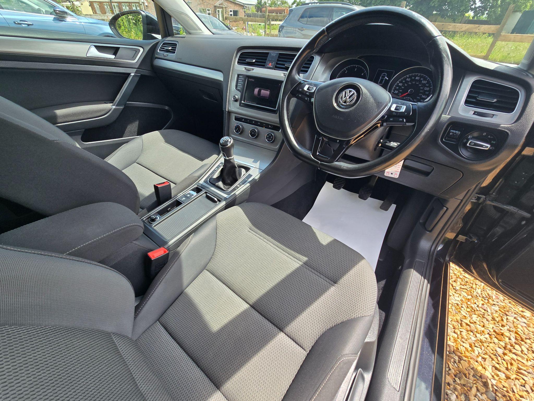 Volkswagen Golf 1.6 TDI BlueMotion Tech Match Edition Euro 6 (s/s) 5dr 5dr Manual 2017