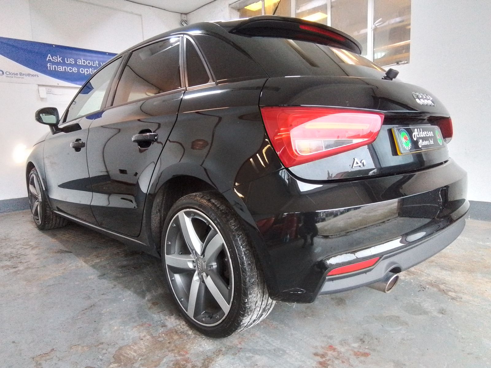 Audi A1 1.6L Sportback TDI Sport Hatchback 5dr Diesel Manual Euro 6 (114 bhp) 5dr Manual 2025