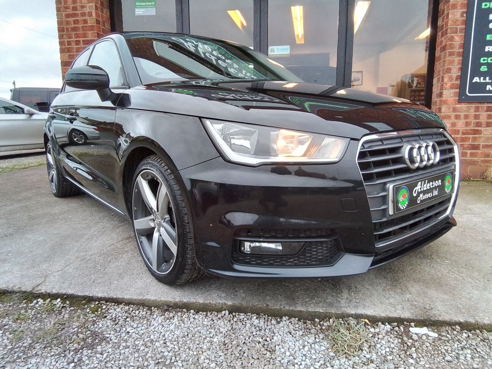 Audi A1 1.6L Sportback TDI Sport Hatchback 5dr Diesel Manual Euro 6 (114 bhp) 5dr Manual 2025