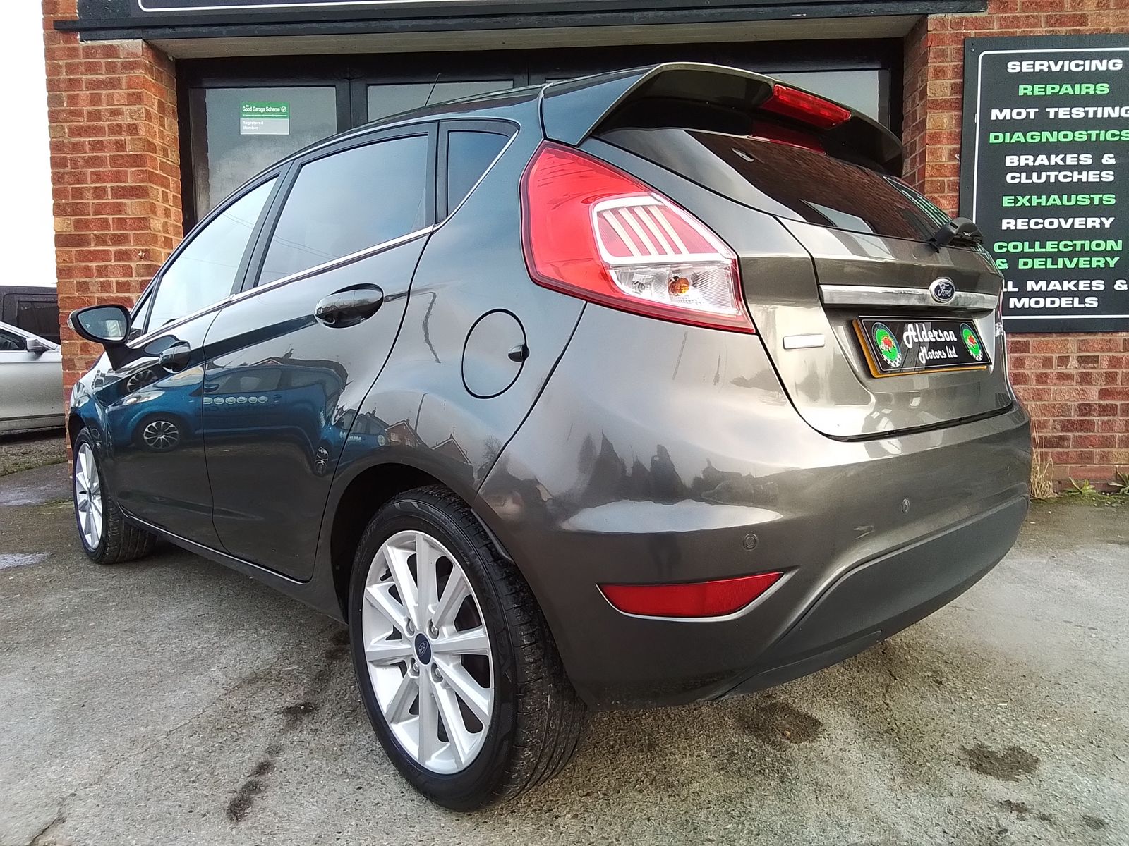 Ford Fiesta 1.0L Titanium T Hatchback 5dr Petrol Manual Euro 6 (99 bhp) 5dr Manual 2025