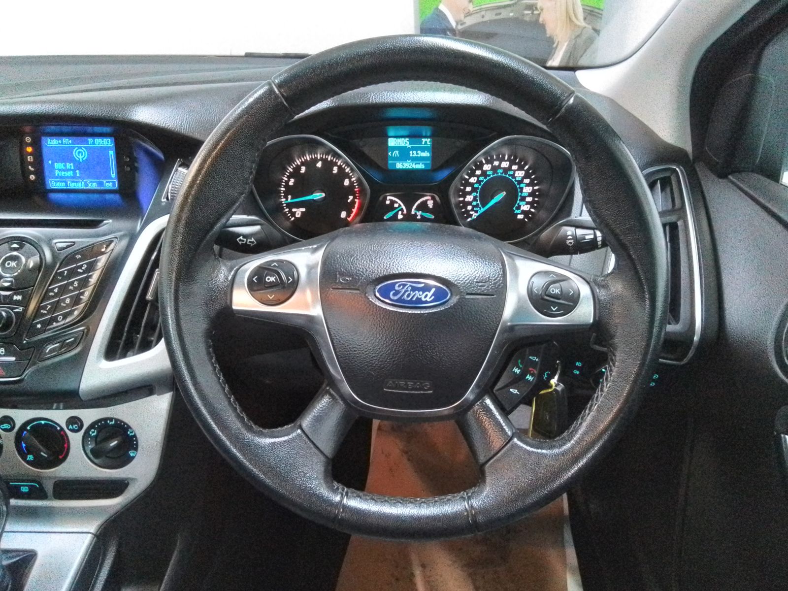 Ford Focus 1.6L Zetec Auto Estate 5dr Petrol Automatic Euro 5 (123 bhp) 5dr Automatic 2025