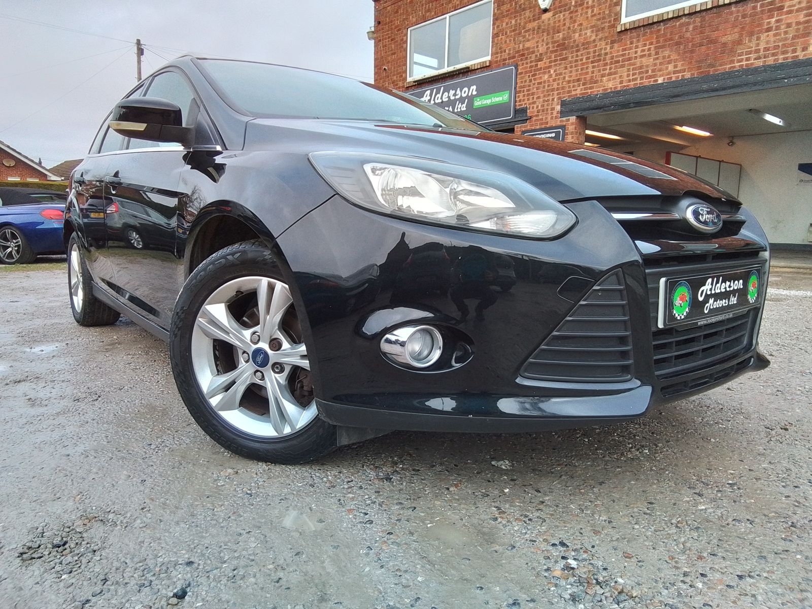 Ford Focus 1.6L Zetec Auto Estate 5dr Petrol Automatic Euro 5 (123 bhp) 5dr Automatic 2025