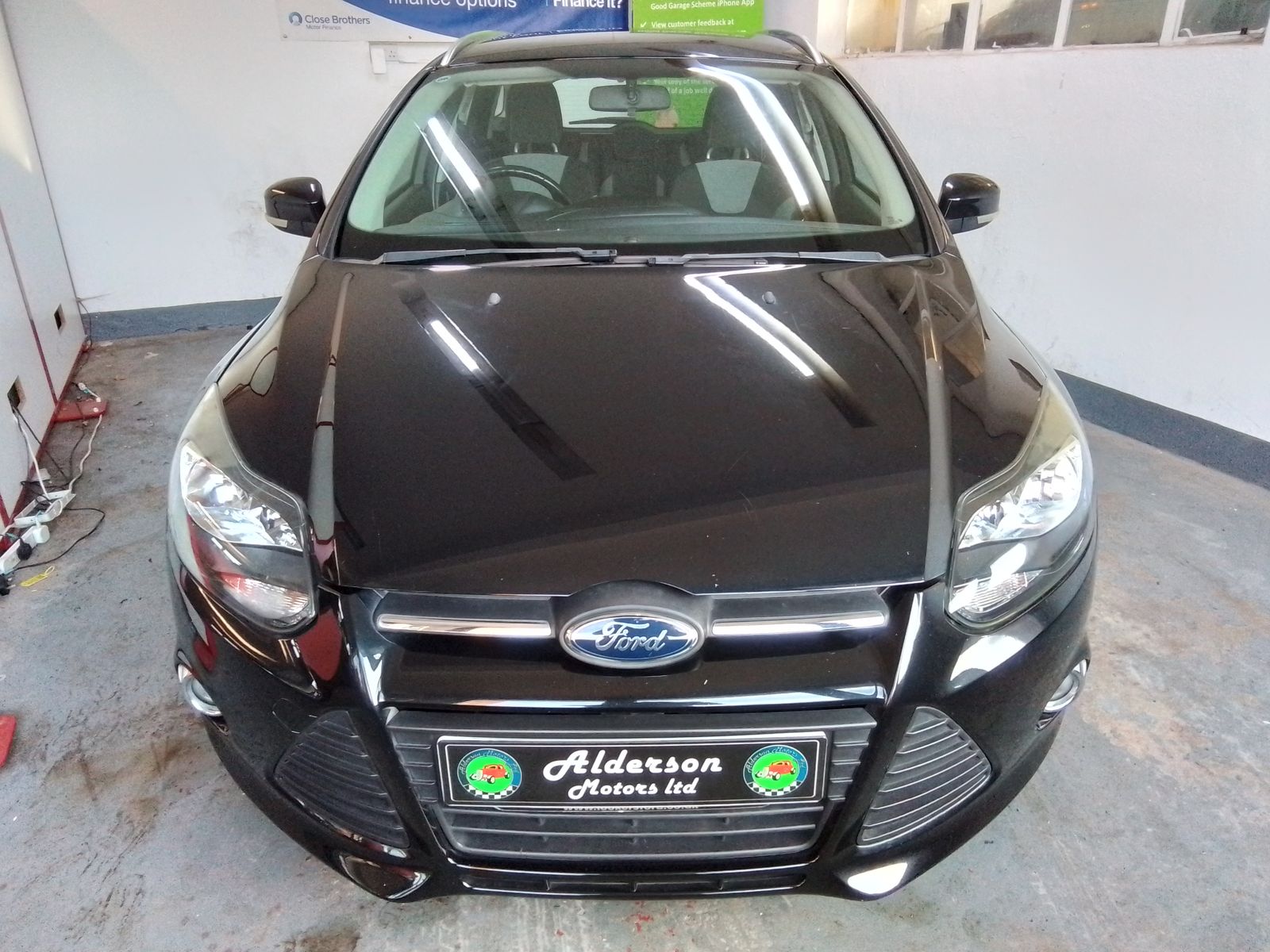 Ford Focus 1.6L Zetec Auto Estate 5dr Petrol Automatic Euro 5 (123 bhp) 5dr Automatic 2025