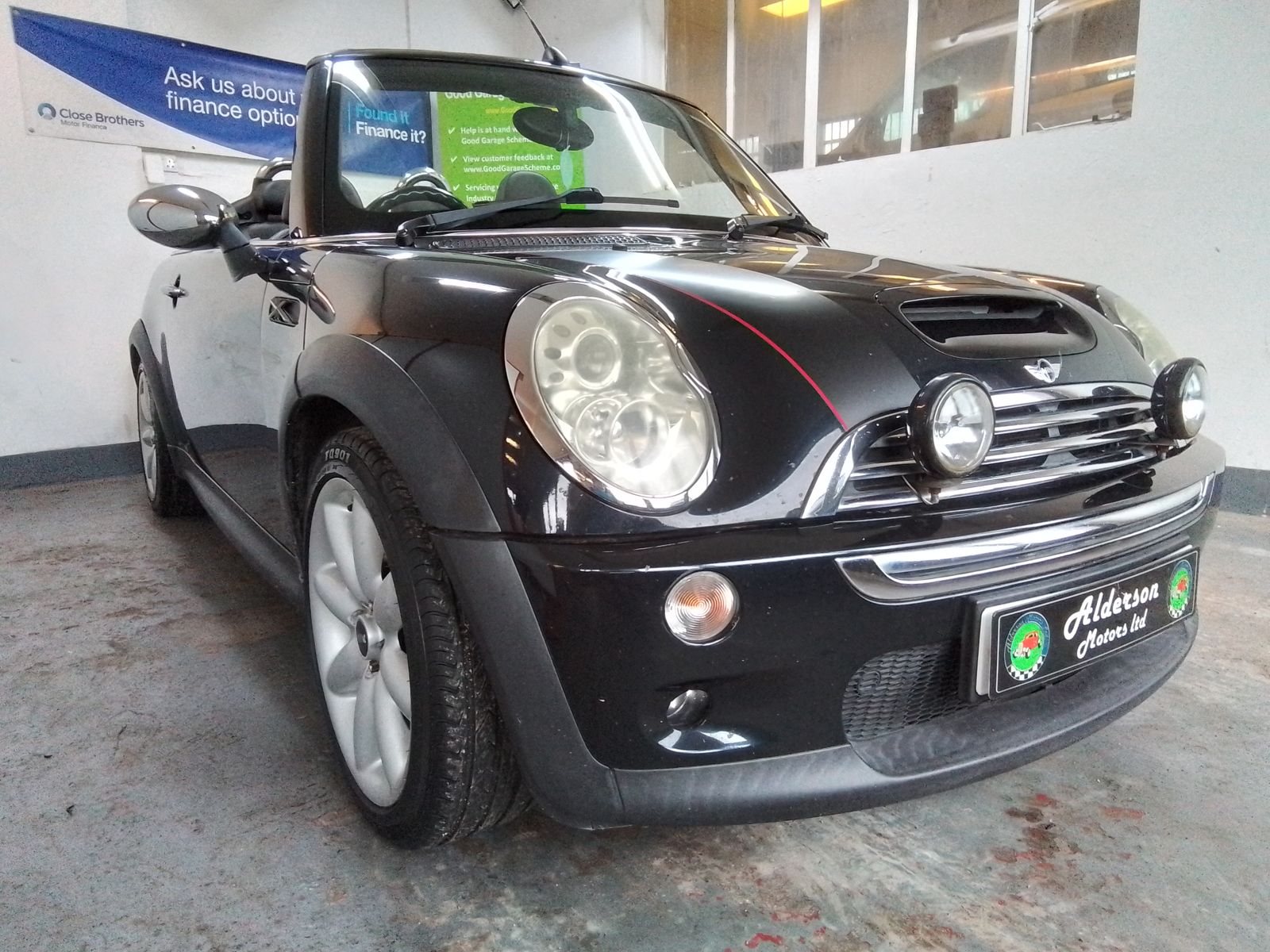 MINI Convertible 1.6L Cooper S Convertible 2dr Petrol Manual Euro 4 (168 bhp) 2dr Manual 2025