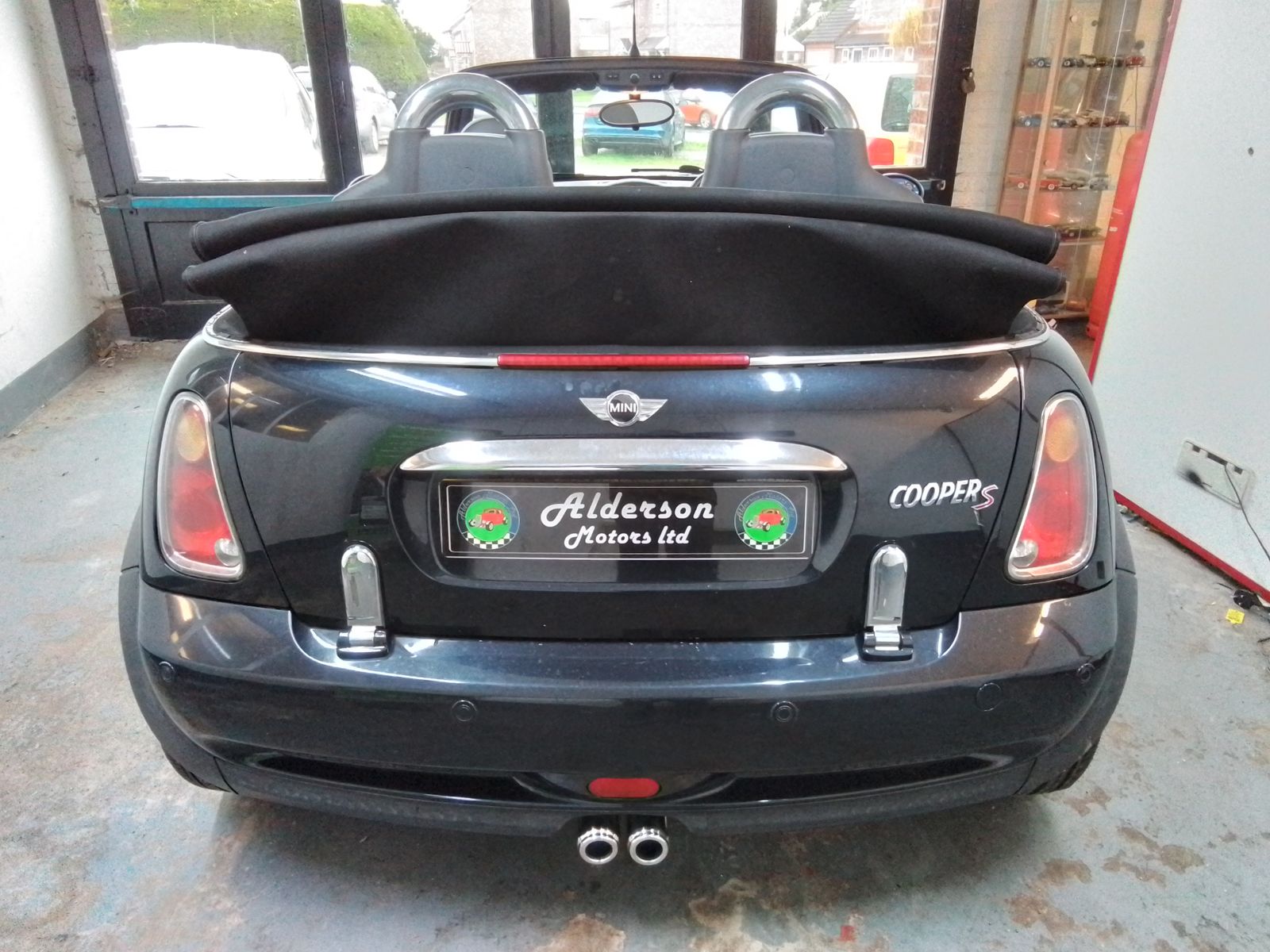 MINI Convertible 1.6L Cooper S Convertible 2dr Petrol Manual Euro 4 (168 bhp) 2dr Manual 2025