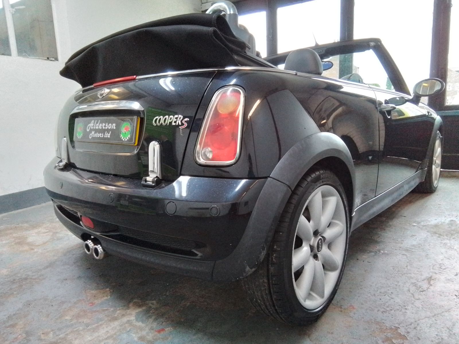 MINI Convertible 1.6L Cooper S Convertible 2dr Petrol Manual Euro 4 (168 bhp) 2dr Manual 2025