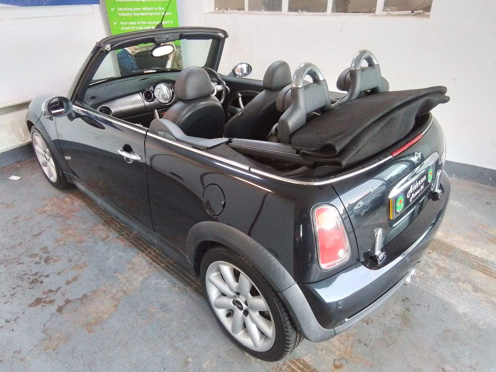 MINI Convertible 1.6L Cooper S Convertible 2dr Petrol Manual Euro 4 (168 bhp) 2dr Manual 2025