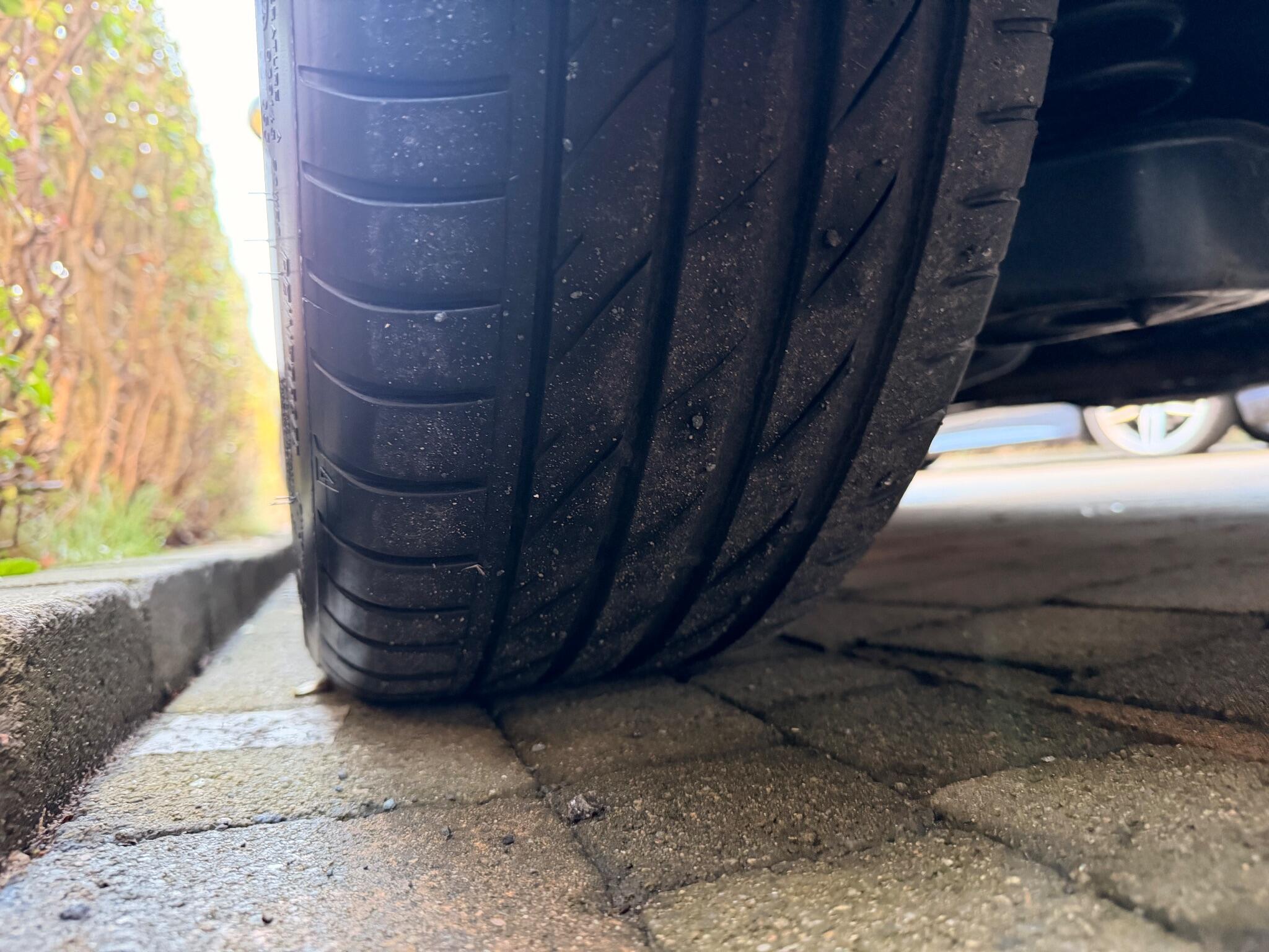 Volkswagen Tiguan 2.0 TDI BlueMotion Tech R-Line DSG 4WD Euro 5 (s/s) 5dr 5dr Automatic 2026