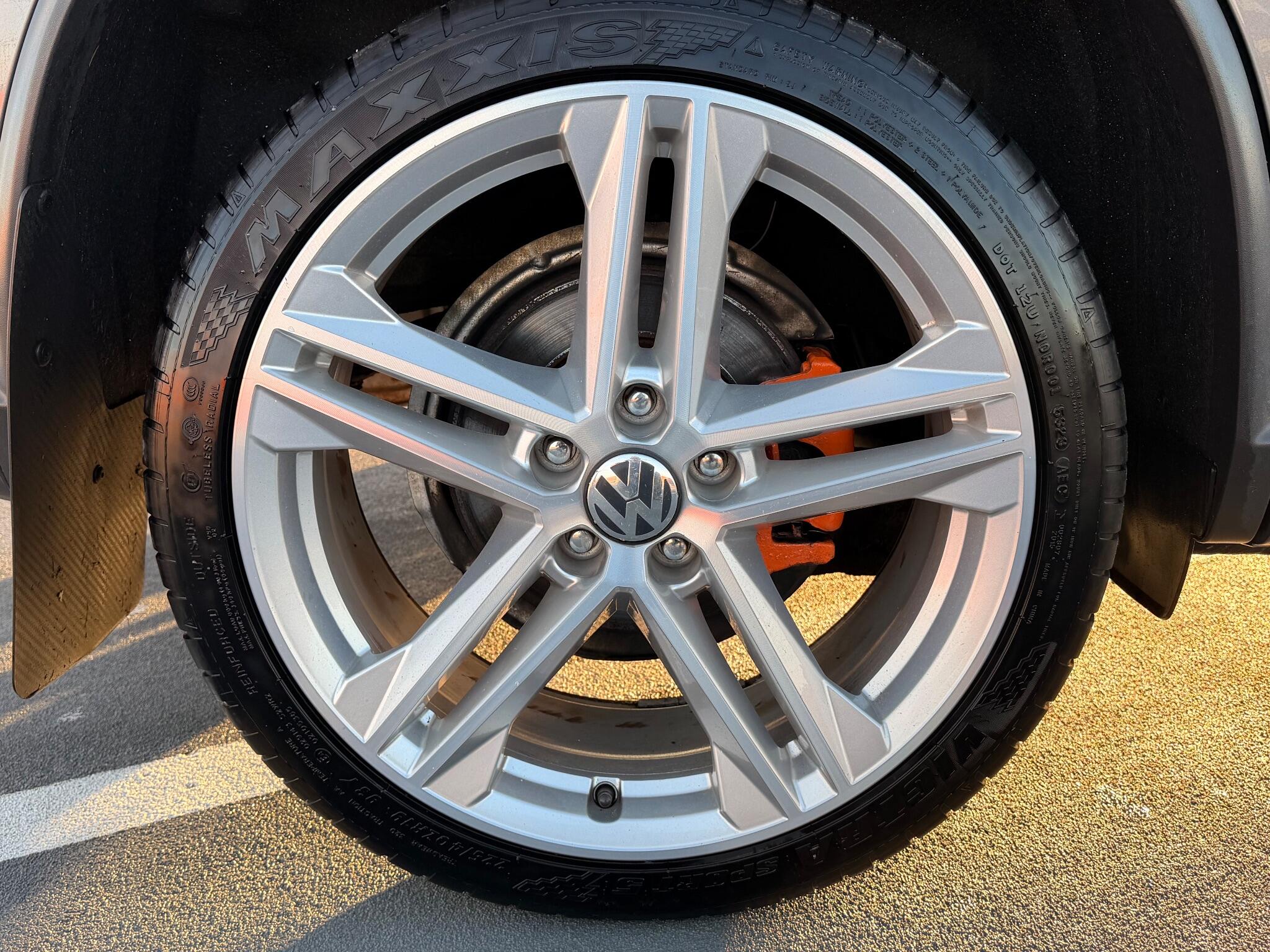 Volkswagen Tiguan 2.0 TDI BlueMotion Tech R-Line DSG 4WD Euro 5 (s/s) 5dr 5dr Automatic 2026