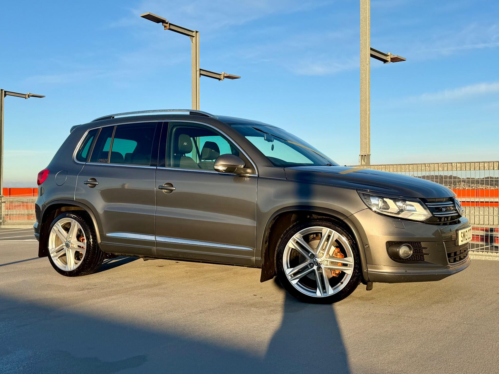 Volkswagen Tiguan 2.0 TDI BlueMotion Tech R-Line DSG 4WD Euro 5 (s/s) 5dr 5dr Automatic 2026