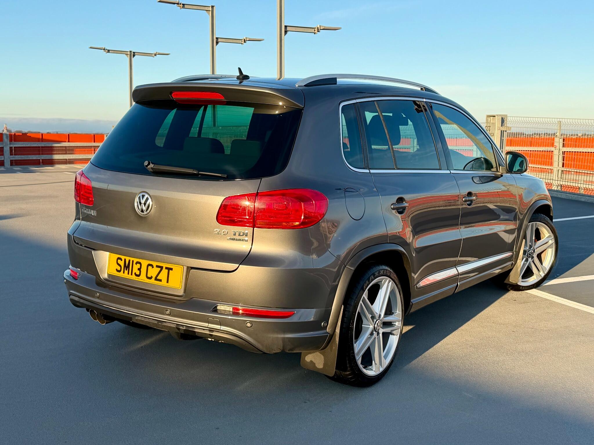 Volkswagen Tiguan 2.0 TDI BlueMotion Tech R-Line DSG 4WD Euro 5 (s/s) 5dr 5dr Automatic 2026