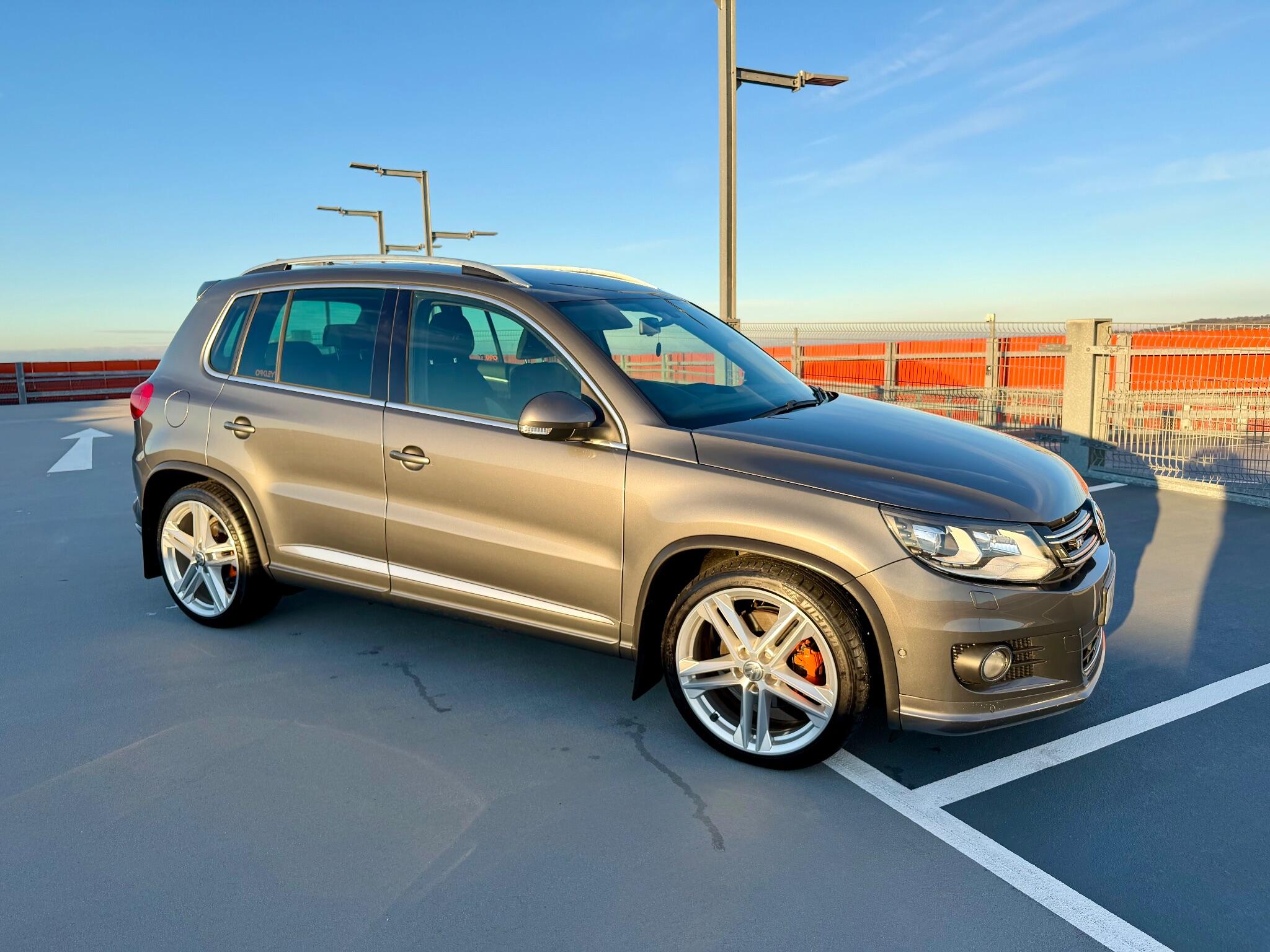 Volkswagen Tiguan 2.0 TDI BlueMotion Tech R-Line DSG 4WD Euro 5 (s/s) 5dr 5dr Automatic 2026