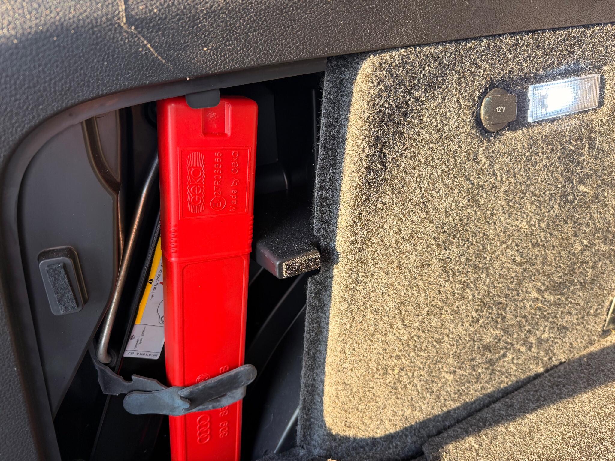 Volkswagen Tiguan 2.0 TDI BlueMotion Tech R-Line DSG 4WD Euro 5 (s/s) 5dr 5dr Automatic 2026