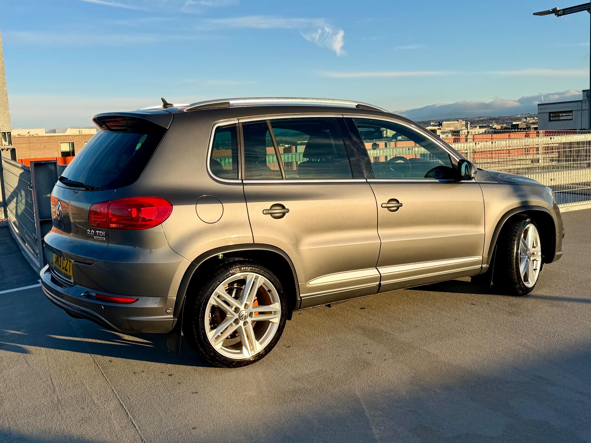 Volkswagen Tiguan 2.0 TDI BlueMotion Tech R-Line DSG 4WD Euro 5 (s/s) 5dr 5dr Automatic 2026