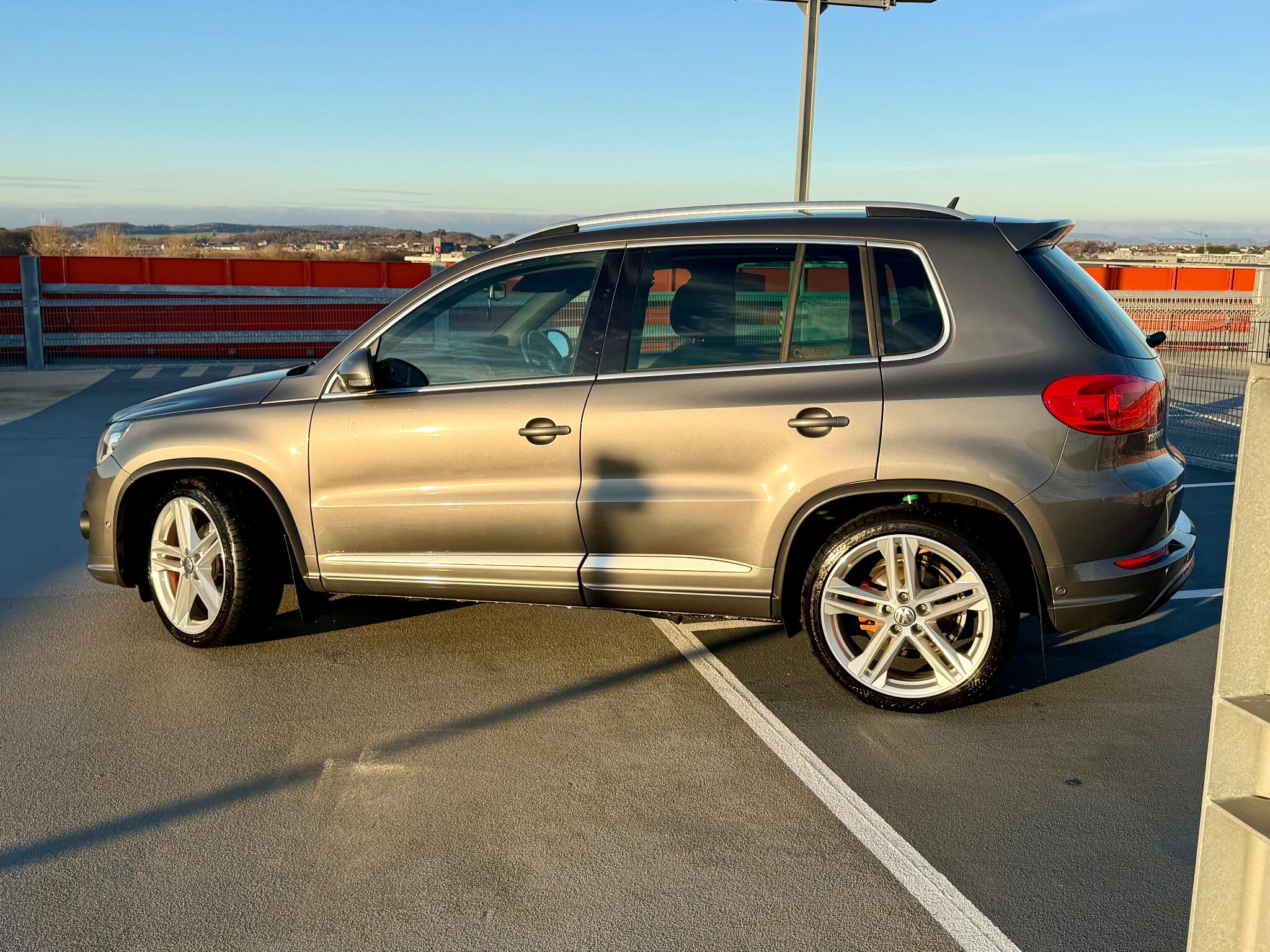 Volkswagen Tiguan 2.0 TDI BlueMotion Tech R-Line DSG 4WD Euro 5 (s/s) 5dr 5dr Automatic 2026