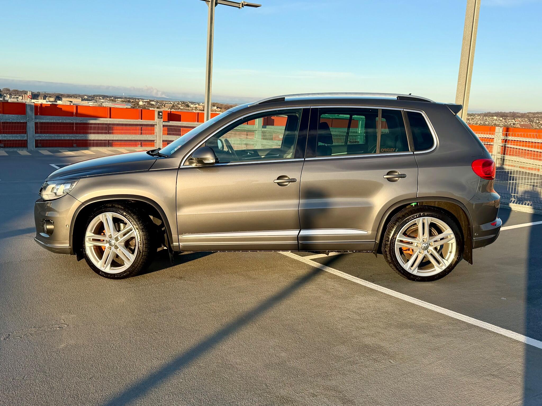 Volkswagen Tiguan 2.0 TDI BlueMotion Tech R-Line DSG 4WD Euro 5 (s/s) 5dr 5dr Automatic 2026