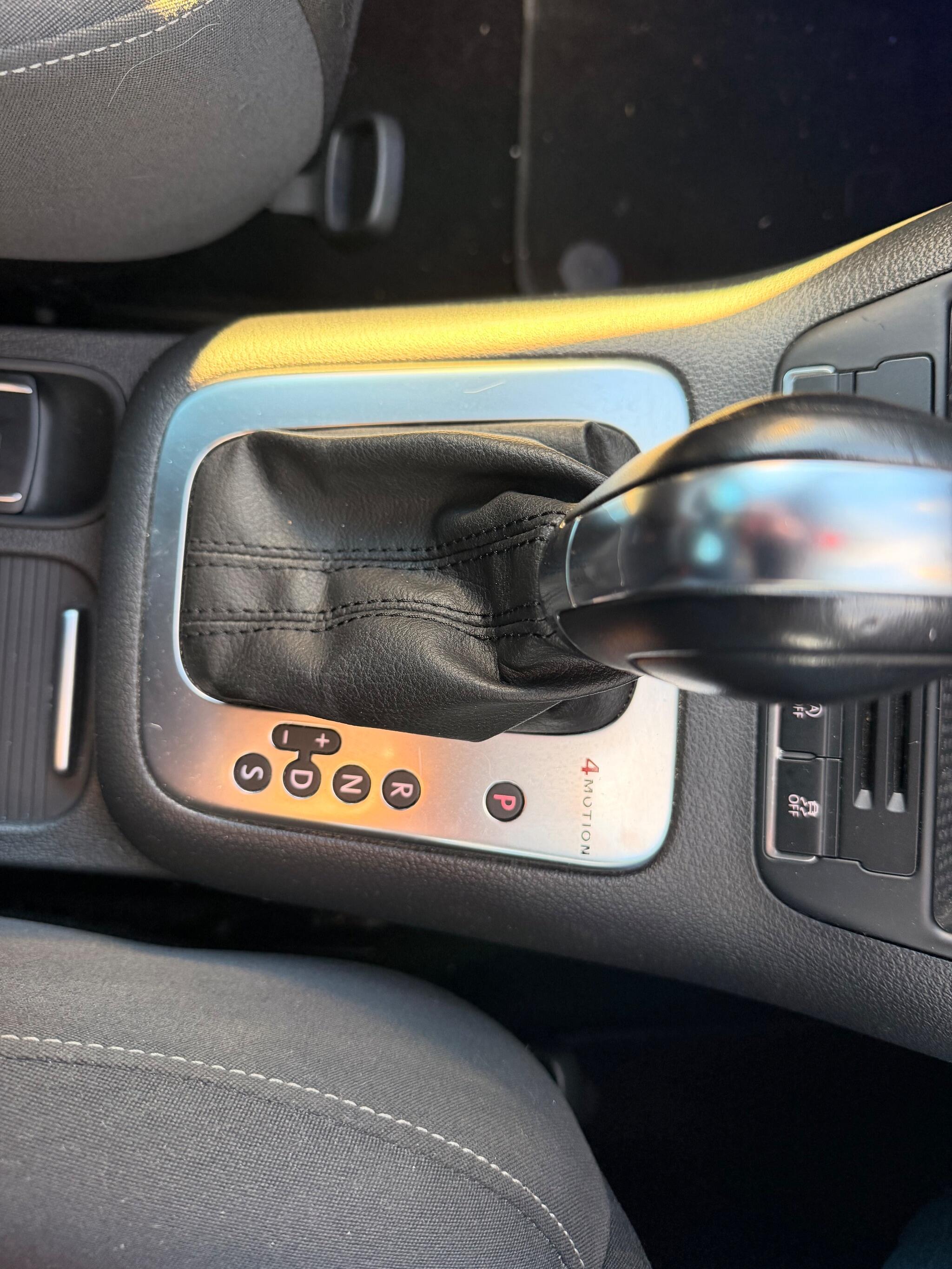 Volkswagen Tiguan 2.0 TDI BlueMotion Tech R-Line DSG 4WD Euro 5 (s/s) 5dr 5dr Automatic 2026