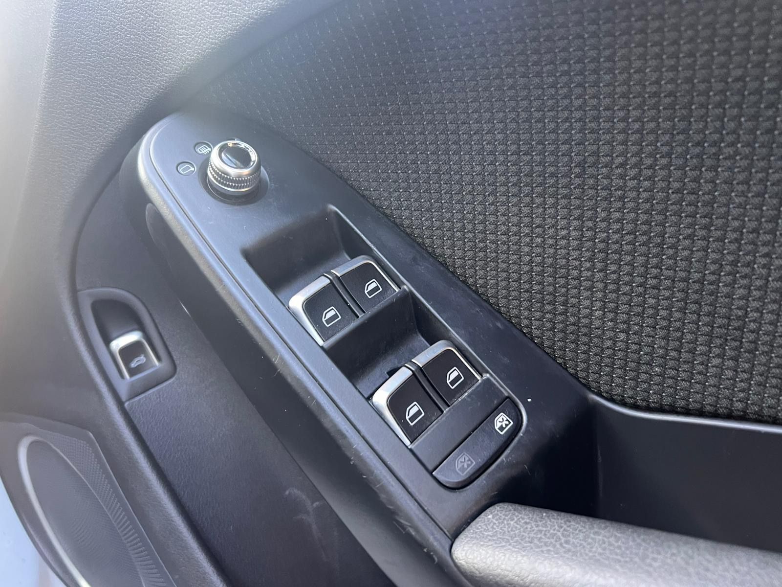 Audi A4 Avant 2.0 TDI Black Edition Estate 5dr Diesel Manual Euro 5 (s/s) (150 ps) 5dr Manual 2026