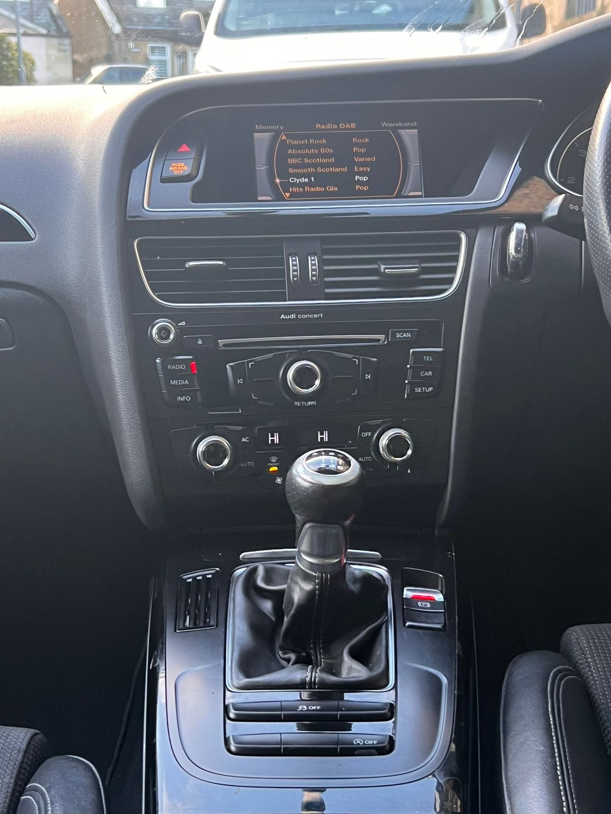 Audi A4 Avant 2.0 TDI Black Edition Estate 5dr Diesel Manual Euro 5 (s/s) (150 ps) 5dr Manual 2026