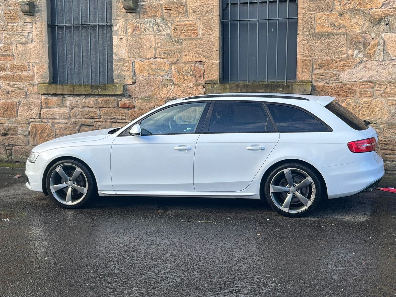 Audi A4 Avant 2.0 TDI Black Edition Estate 5dr Diesel Manual Euro 5 (s/s) (150 ps) 5dr Manual 2026