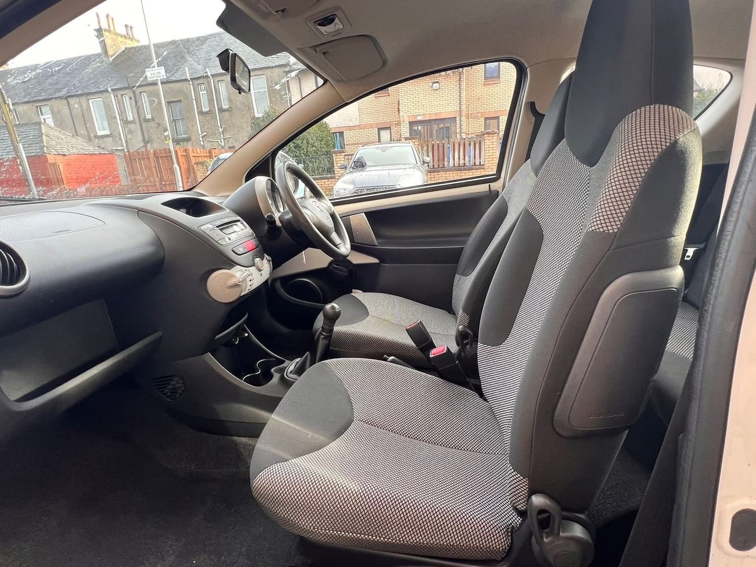 Toyota Aygo 1.0 VVT-i Hatchback 3dr Petrol Manual Euro 5 (67 ps) 3dr Manual 2026