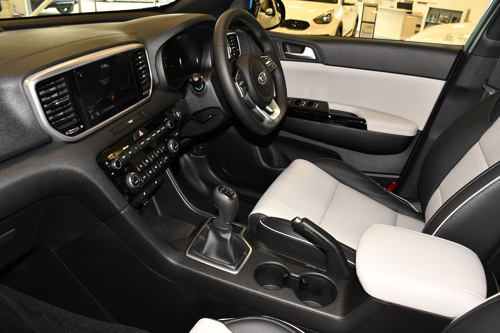 Kia Sportage for Europe gets unique design dimensions  Autocar India