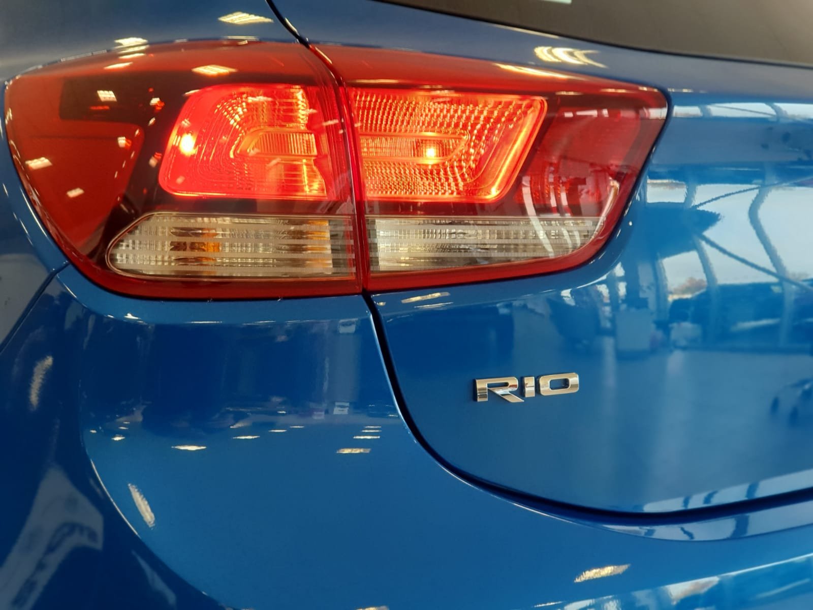 New Kia Rio Colour - Azure Blue