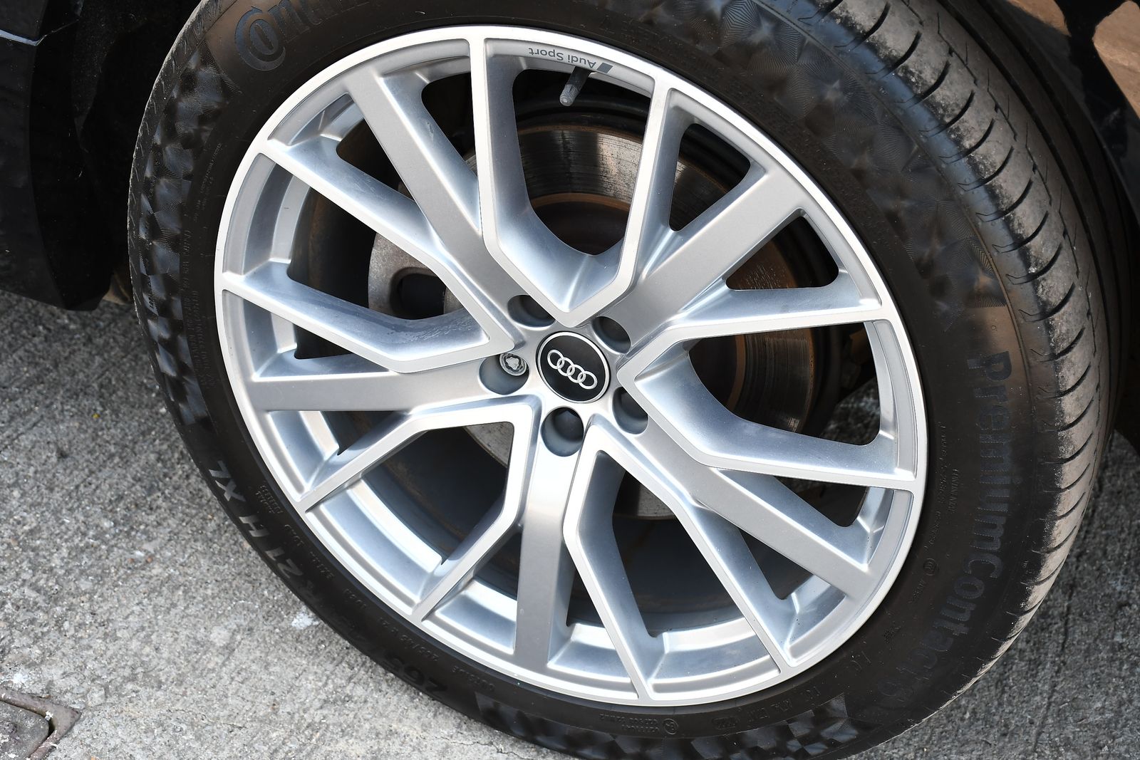 Audi E-tron 50 Launch Edition SUV 5dr Electric Auto quattro 71.2kWh (313 ps) 5dr Automatic 2025