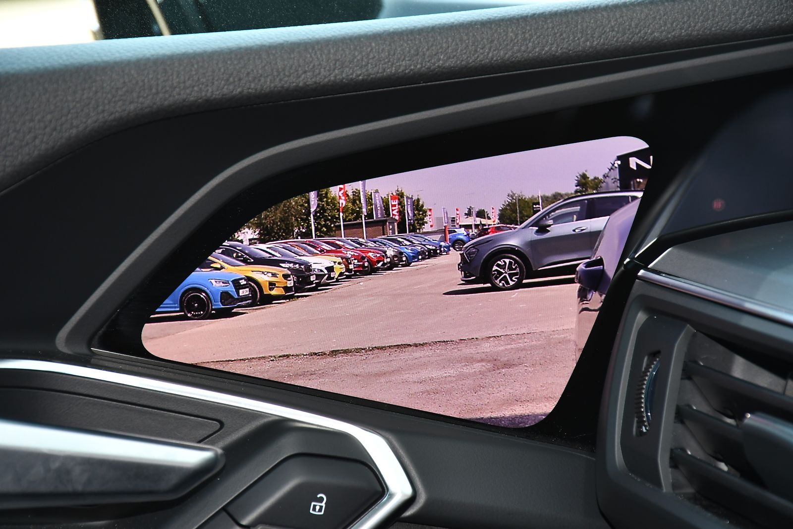 Audi E-tron 50 Launch Edition SUV 5dr Electric Auto quattro 71.2kWh (313 ps) 5dr Automatic 2025