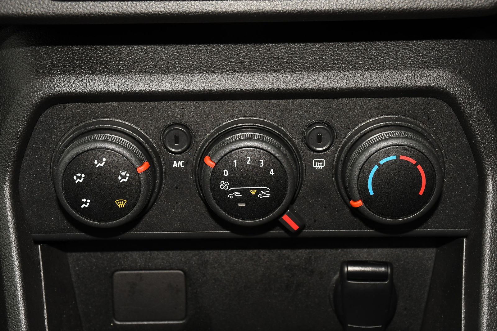 Dacia Sandero Stepway 1.0 TCe Comfort Hatchback 5dr Petrol Manual Euro 6 (s/s) (90 ps) 5dr Manual 2026