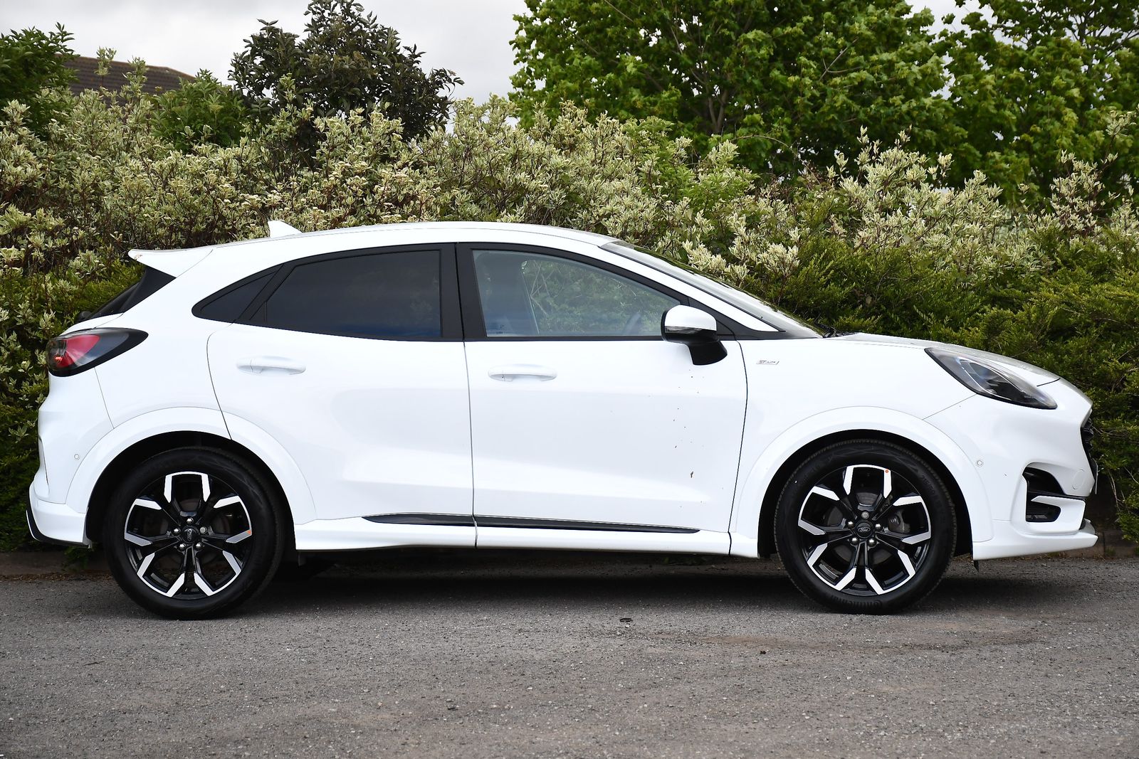 2023 Ford Puma 1.0T EcoBoost MHEV ST-Line X SUV 5dr Petrol Hybrid DCT Euro 6 (s/s) (125 ps), exterior view 2