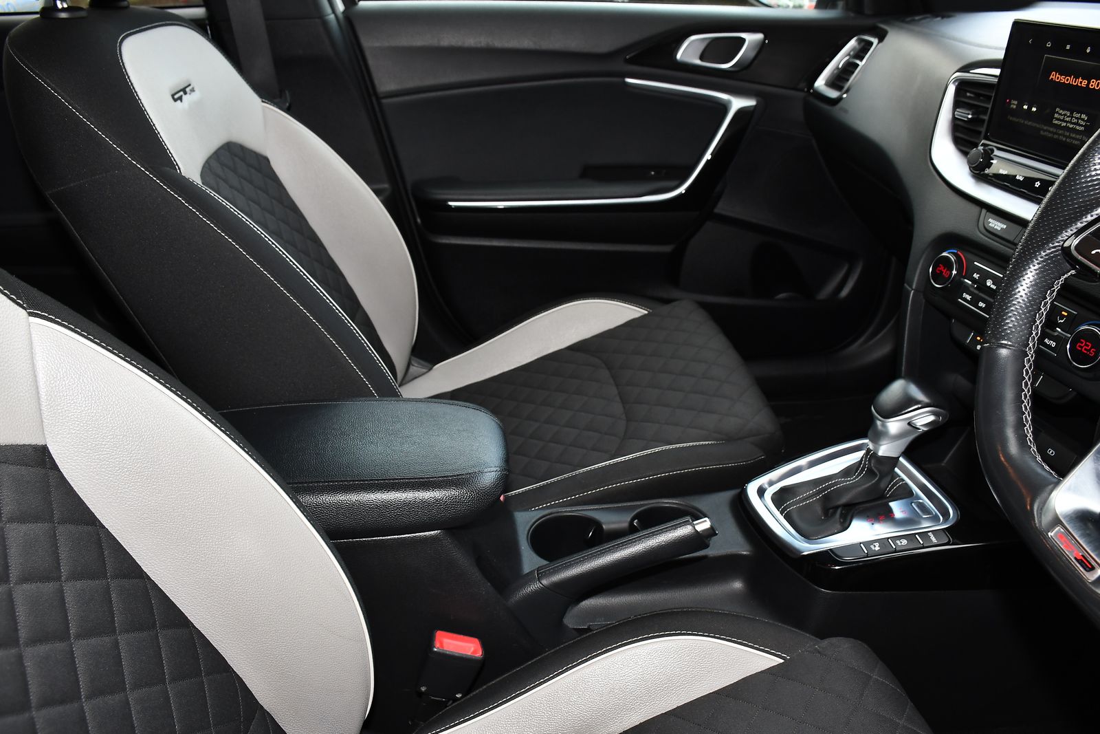 Kia Ceed 1.4 T-GDi GT-Line Hatchback 5dr Petrol DCT Euro 6 (s/s) (138 bhp) 5dr Automatic 2026