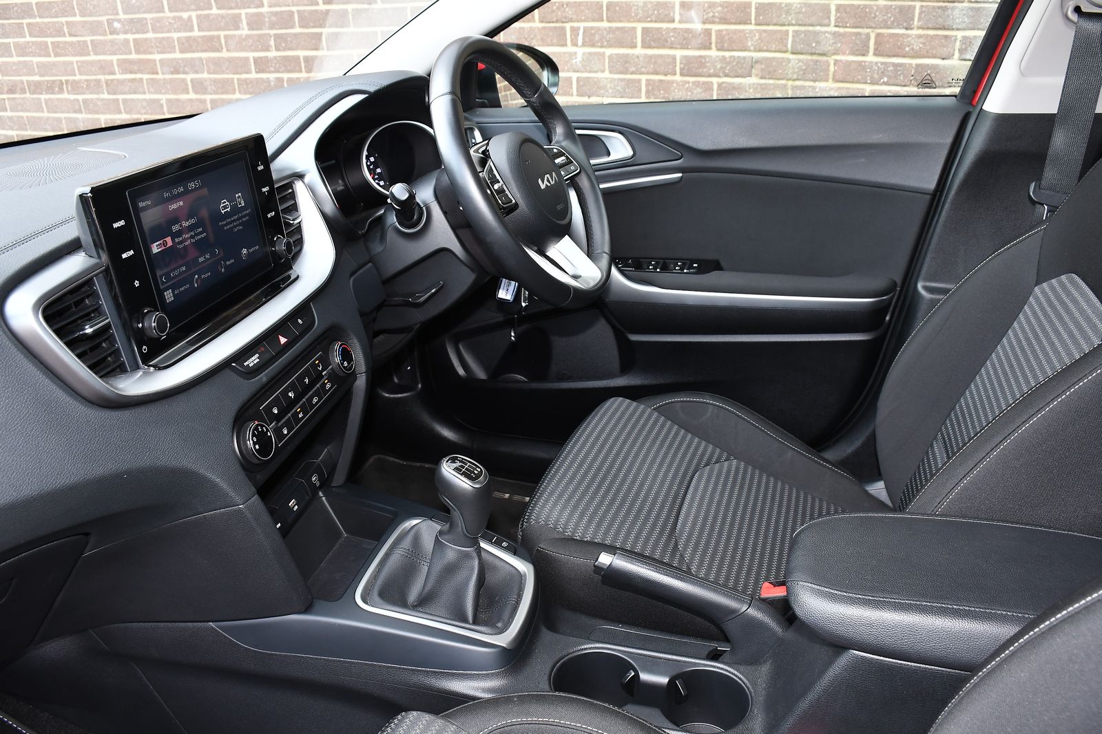 Kia Ceed 1.5 T-GDi 2 Hatchback 5dr Petrol Manual Euro 6 (s/s) Non-ADAP (158 bhp) 5dr Manual 2026