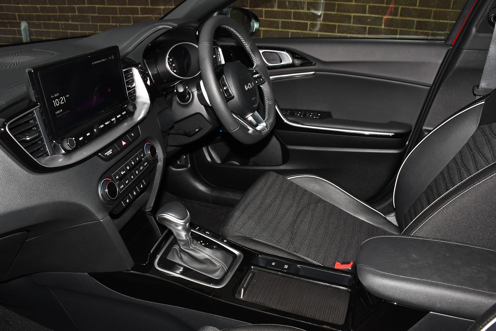 Kia Ceed 1.5 T-GDi GT-Line Hatchback 5dr Petrol DCT Euro 6 (s/s) (138 bhp) 5dr Automatic 2026