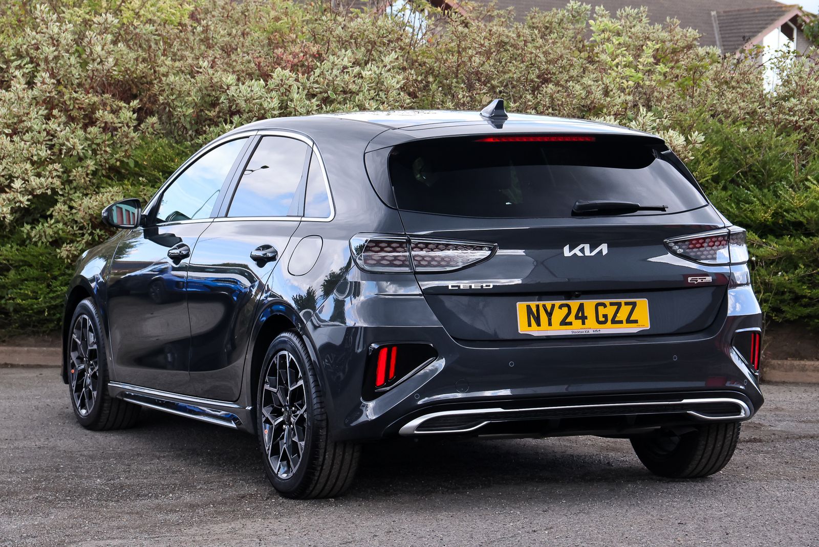 Kia Ceed 1.5 T-GDi GT-Line Hatchback 5dr Petrol Manual Euro 6 (s/s) (138 bhp) 5dr Manual 2025