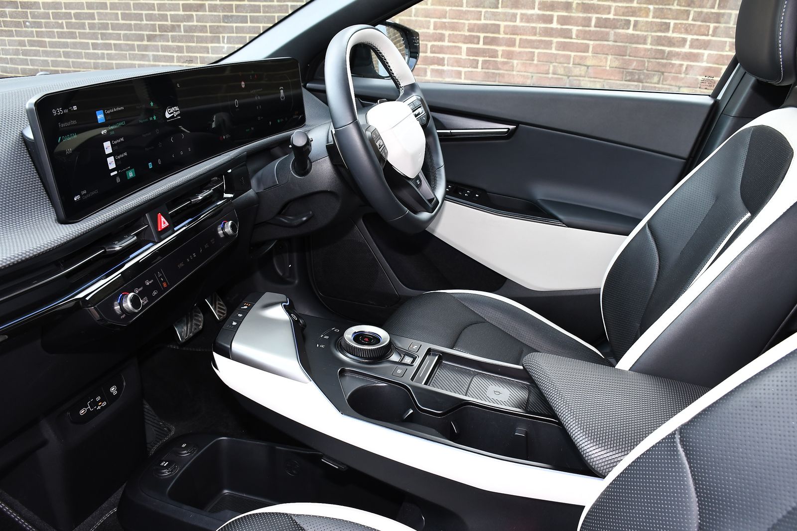 2025 Kia EV6 84kWh GT-Line Hatchback 5dr Electric Auto AWD (320 bhp), exterior view 4