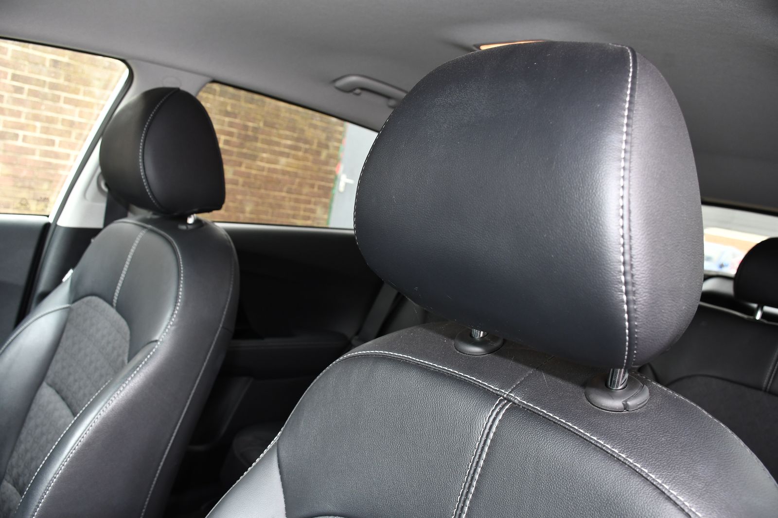 Kia Niro 1.6 GDi 2 SUV 5dr Petrol Hybrid DCT Euro 6 (s/s) (139 bhp) 5dr Automatic 2025