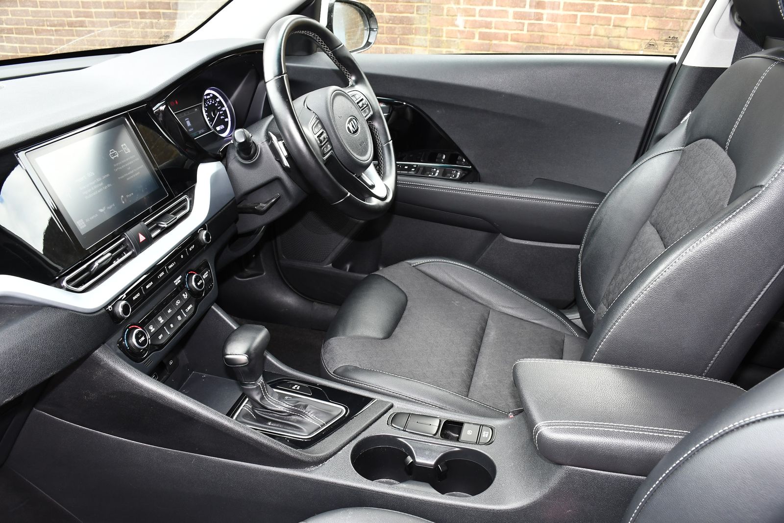 Kia Niro 1.6 GDi 2 SUV 5dr Petrol Hybrid DCT Euro 6 (s/s) (139 bhp) 5dr Automatic 2025