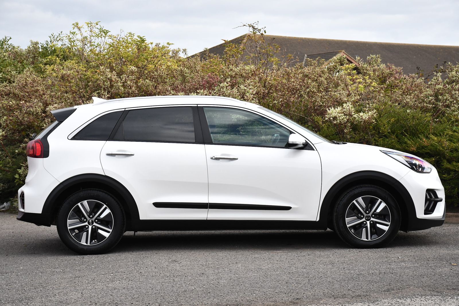 Kia Niro 1.6 GDi 2 SUV 5dr Petrol Hybrid DCT Euro 6 (s/s) (139 bhp) 5dr Automatic 2025