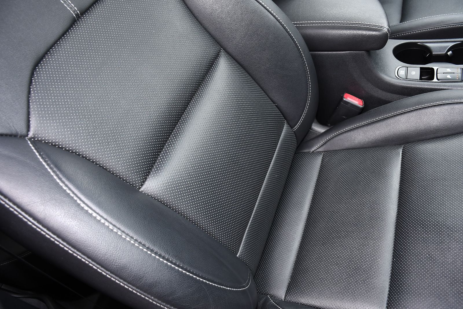 Kia Niro 1.6 GDi 3 SUV 5dr Petrol Hybrid DCT Euro 6 (s/s) (139 bhp) 5dr Automatic 2026