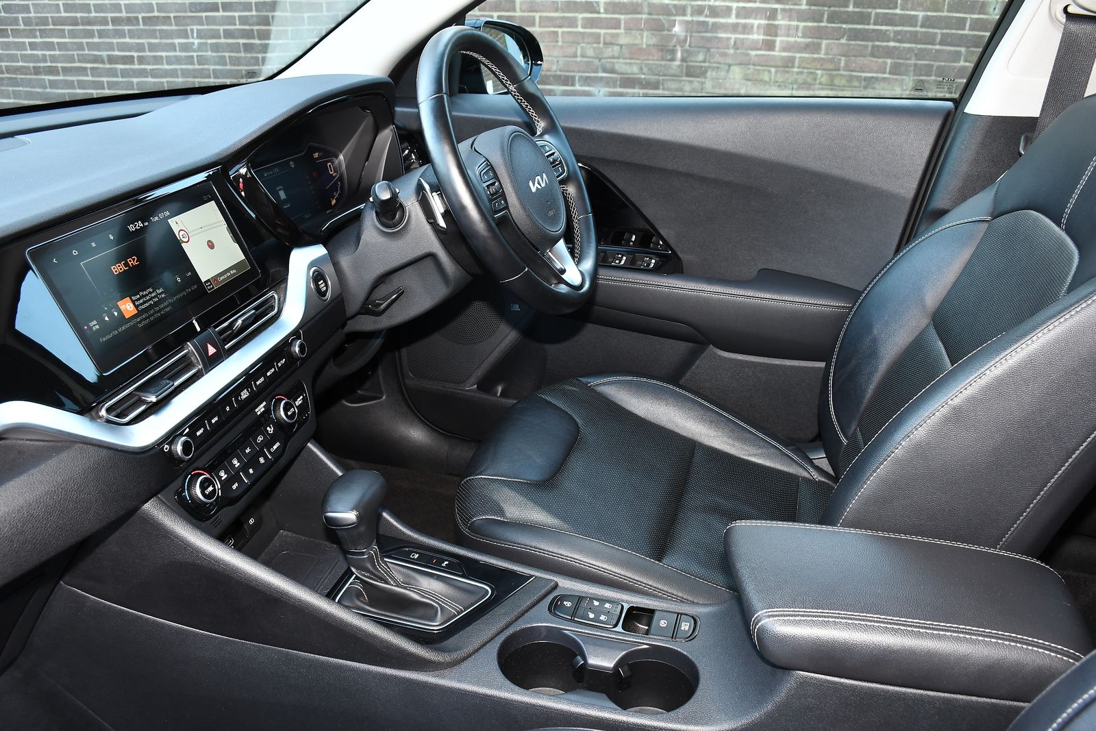 2022 Kia Niro 1.6 GDi 4 SUV 5dr Petrol Hybrid DCT Euro 6 (s/s) (139 bhp), exterior view 4