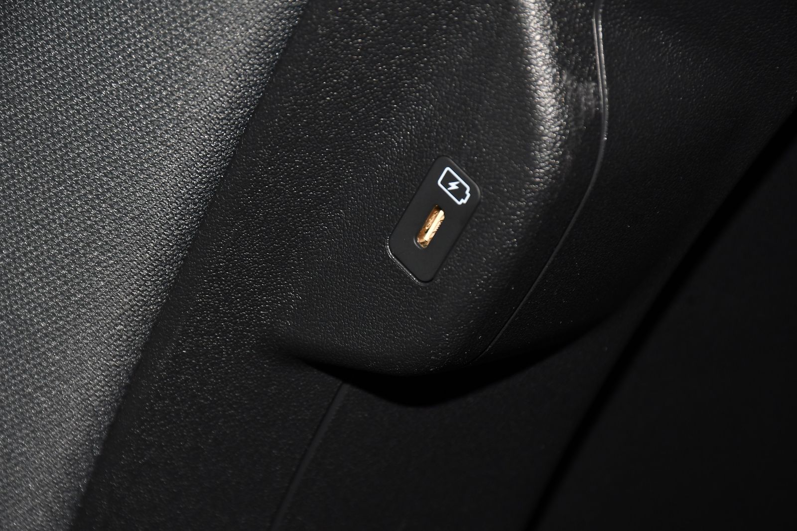 Kia Niro 1.6h GDi 2 SUV 5dr Petrol Hybrid DCT Euro 6 (s/s) (139 bhp) 5dr Automatic 2026