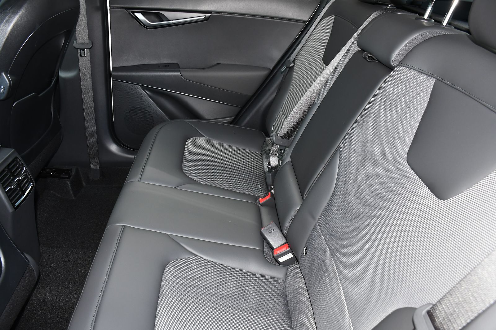 Kia Niro 1.6h GDi 3 SUV 5dr Petrol Hybrid DCT Euro 6 (s/s) (127 bhp) 5dr Automatic 2026