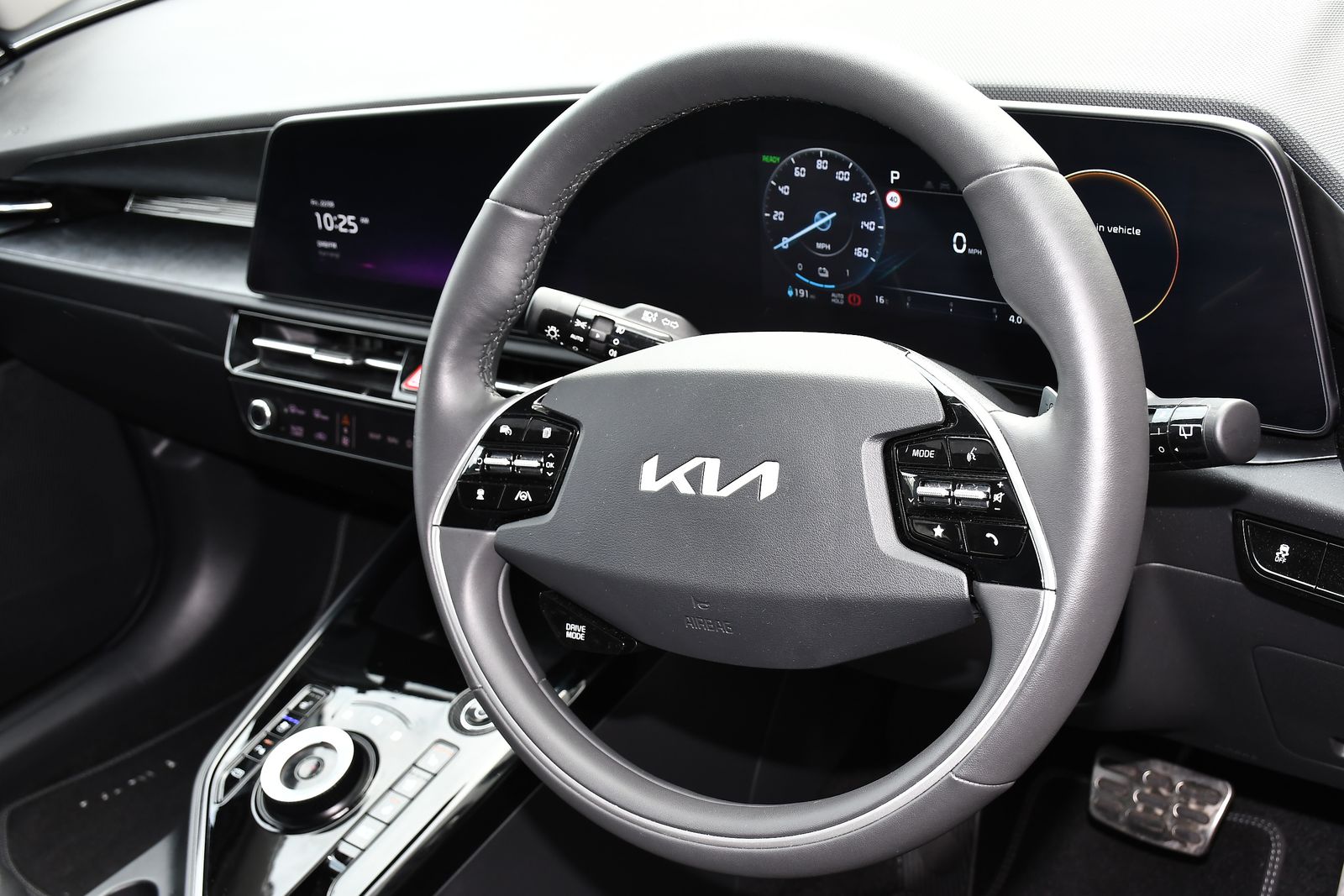 Kia Niro 64.8kWh 4 SUV 5dr Electric Auto (201 bhp) 5dr Automatic 2025