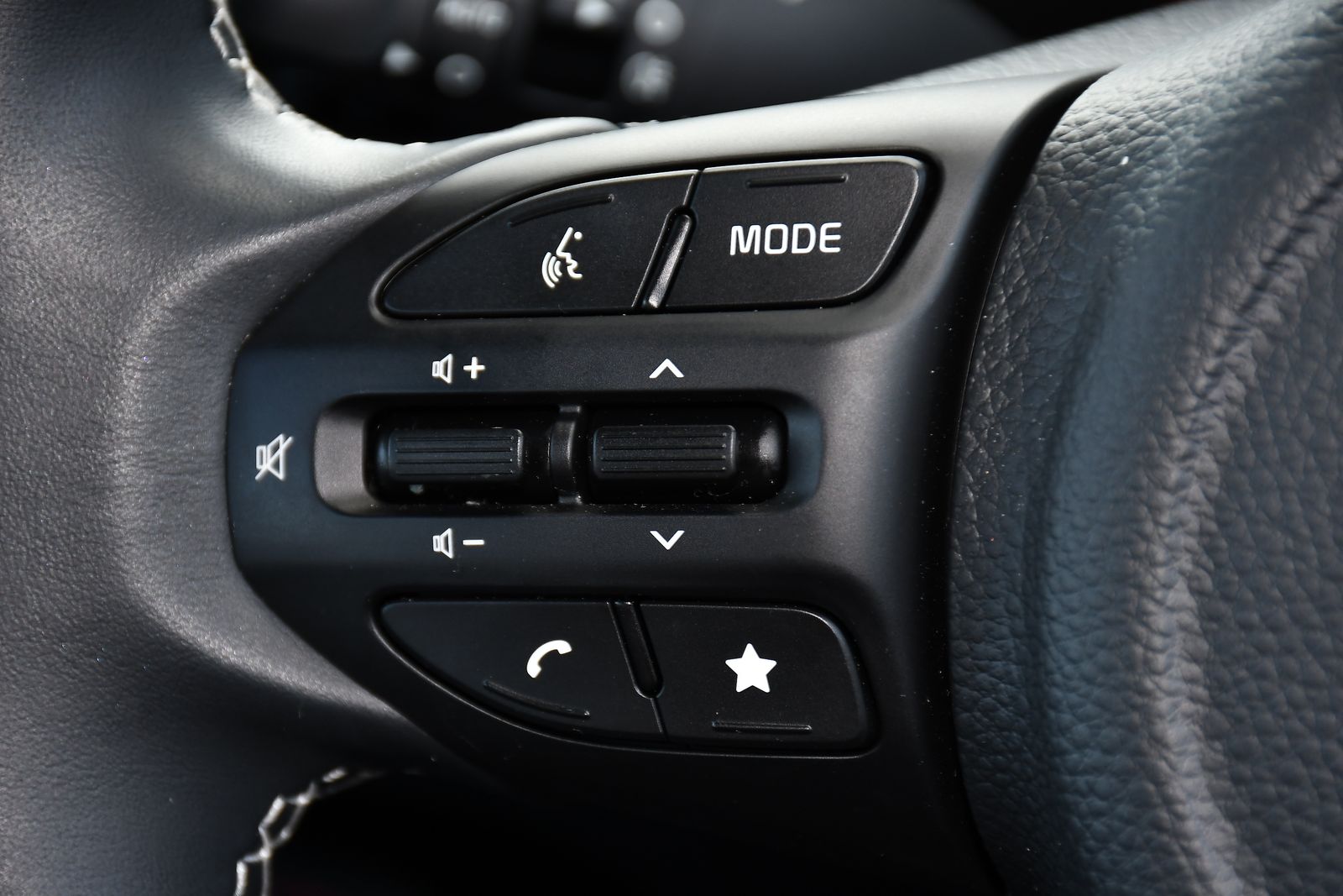 Kia Picanto 1.0 2 Hatchback 5dr Petrol AMT Euro 6 (s/s) (62 bhp) 5dr Automatic 2025